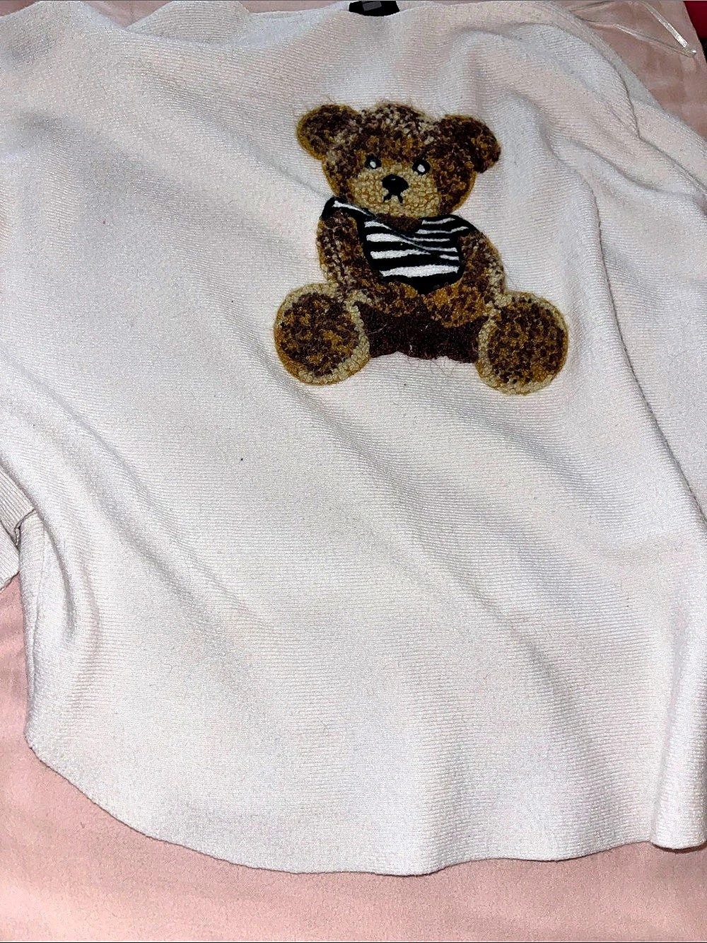 Aaeeda Teddy Bear Long Sleeve Top in White Size Small